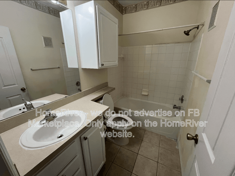 Kissimmee Condo: 8811 Dunes Ct