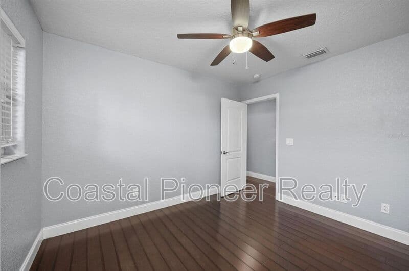 Tampa House: 1520 S Church Ave