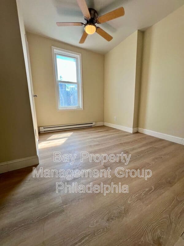 Philadelphia House: 124 E Wishart St