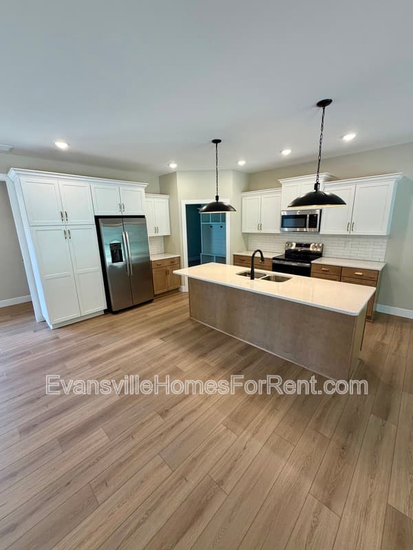 Evansville House: 4432 Violet Drive