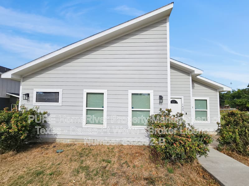 Fort Worth House: 1429 Missouri Ave