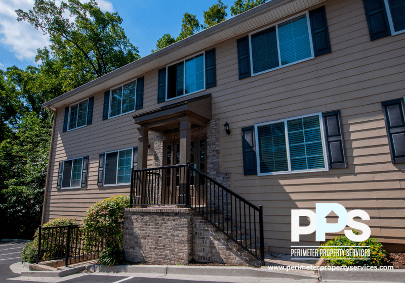 Atlanta House: 2145 Bolton Road NW