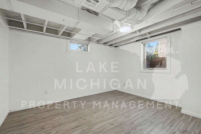 Grand Rapids House: 329 Alten Avenue Northeast