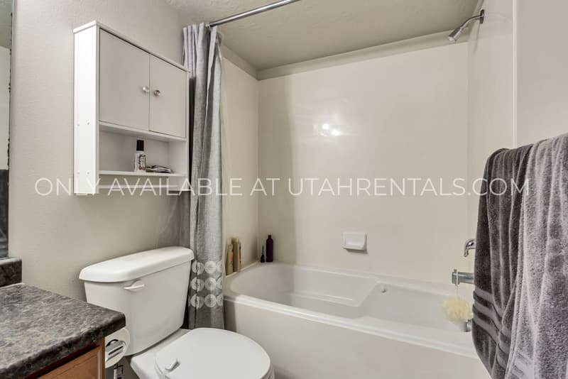 Pleasant Grove Condo: 956 W 580 S