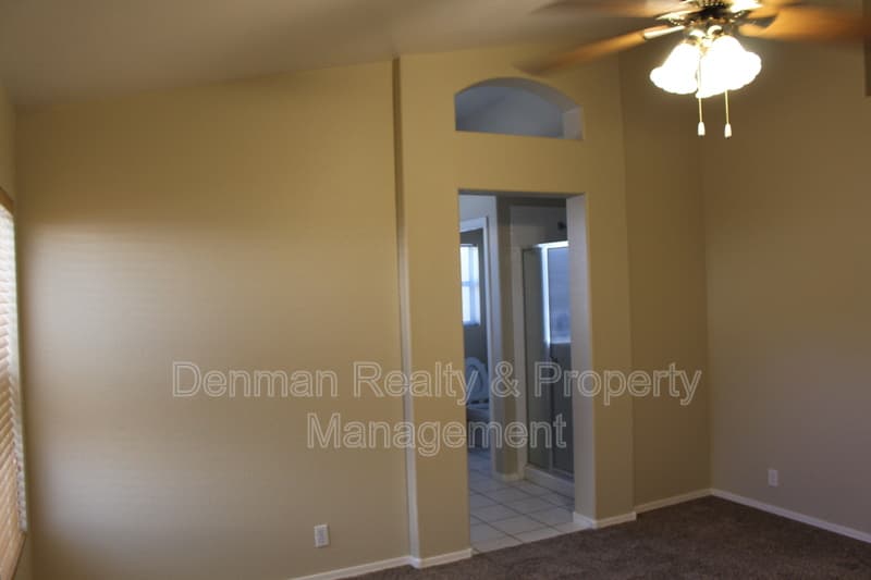 Chandler House: 807 W. Kesler Lane