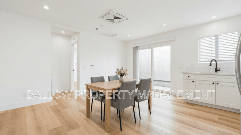 National City House: 733 E 7th Street