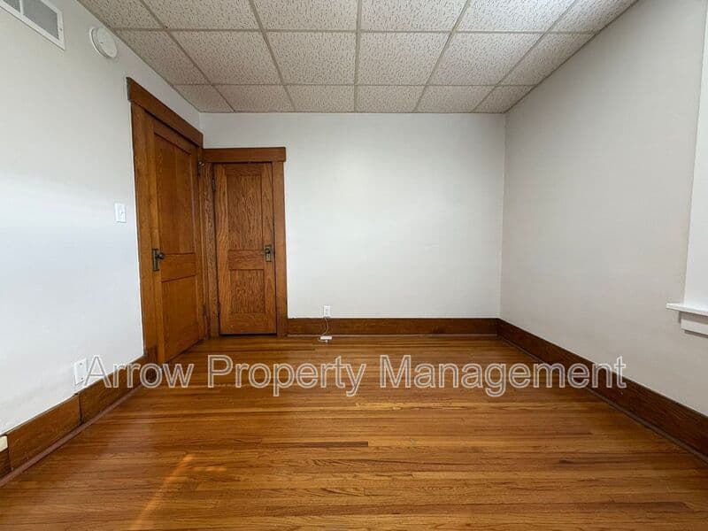 Lincoln Condo: 1459 Plum