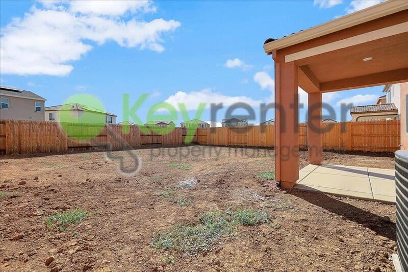 Plumas Lake House: 2061 Hesperian Drive