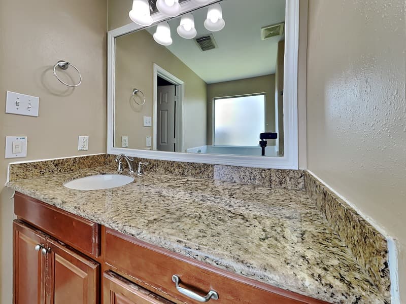 Humble House: 17223 Atascocita Bend Dr