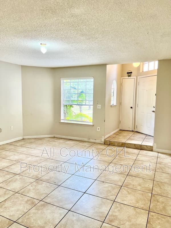 Kissimmee Condo: 401 Fountainhead Circle