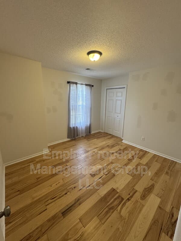 Blythewood House: 66 Sand Oak Court