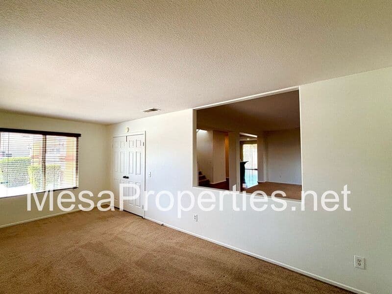 Victorville House: 12396 Ava Loma St.
