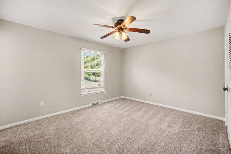 Charlotte House: 8301 Nathanael Greene Lane