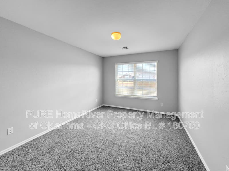 Oklahoma City House: 3517 SE 94th St