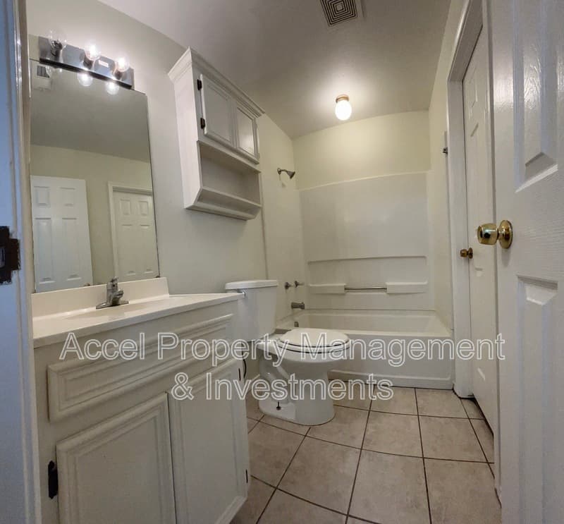 Edinburg Condo: 2003 Villa Linda Ave.