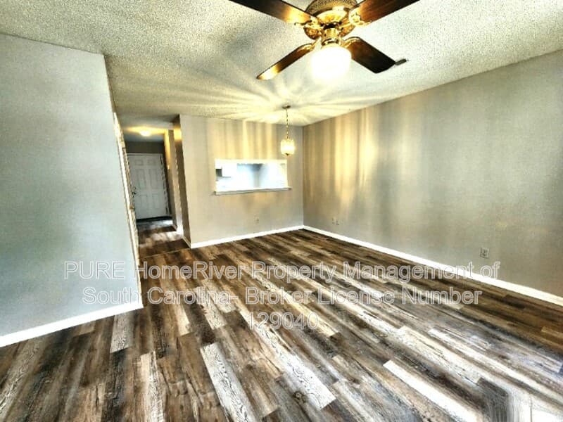 Columbia Condo: 108 Springwoods Lake Pt