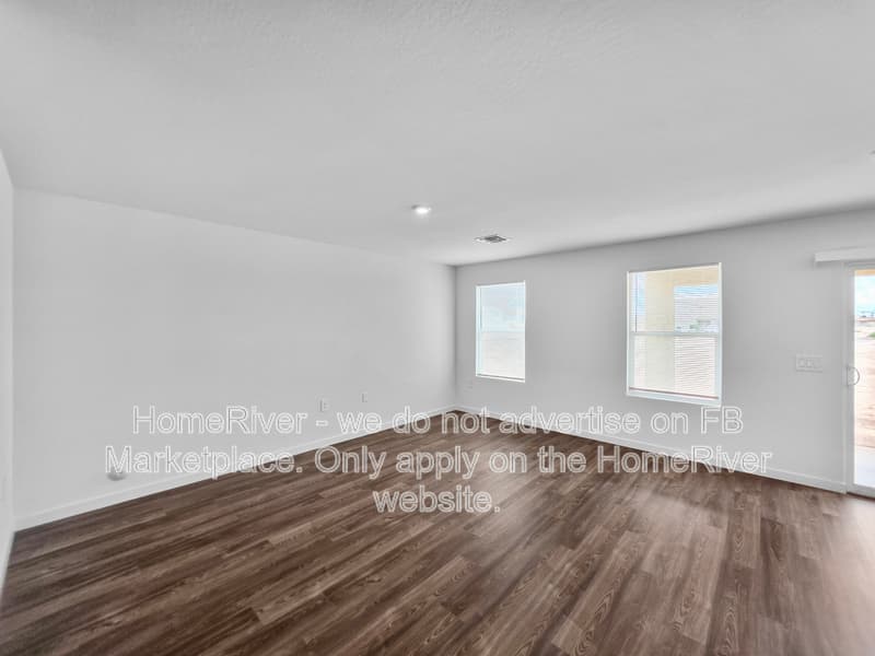 Arizona City House: 13211 S Jamaica Cir