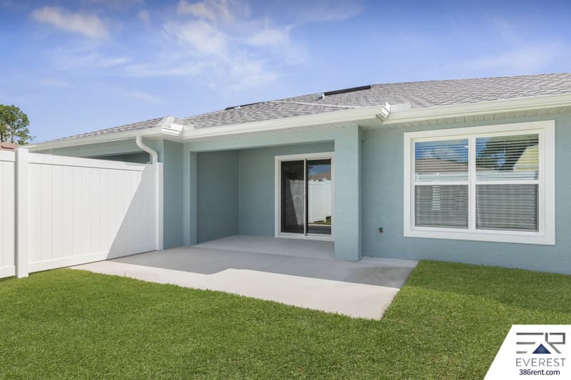 Palm Coast House: 10 Llovera Pl