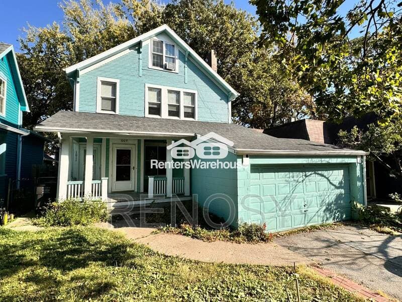 Des Moines House: 1009 25th St