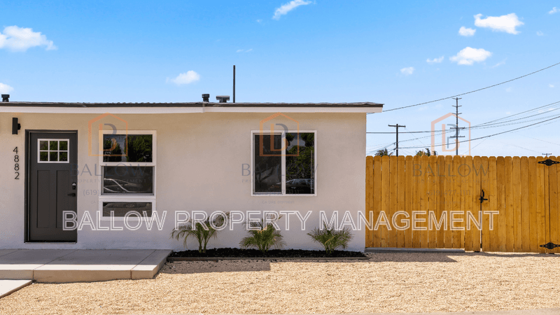 San Diego House: 4880-82 Cole Street