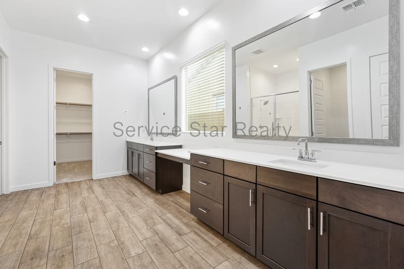 Laveen House: 4019 W Piedmont Rd