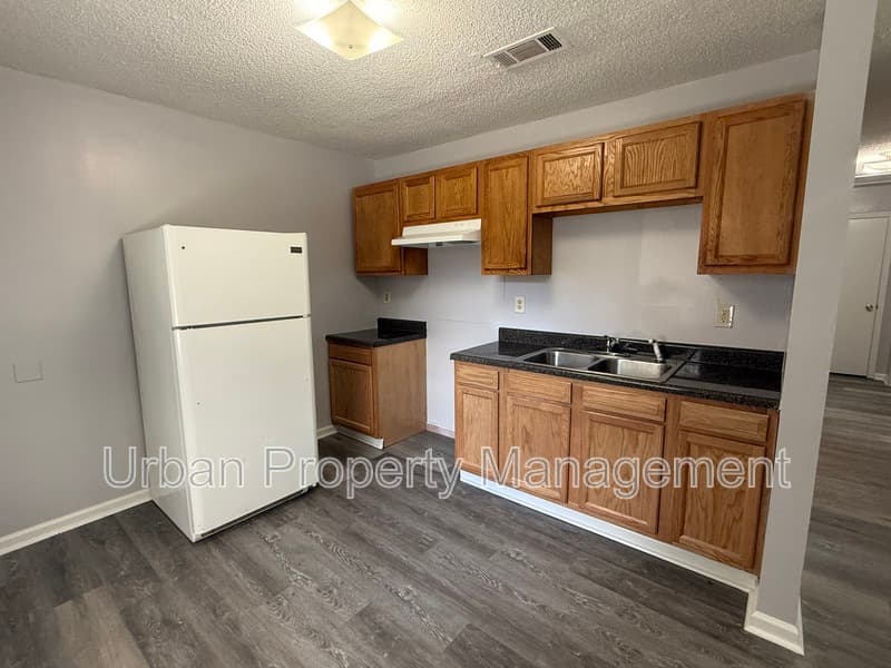 Memphis House: 3501 Hicky St