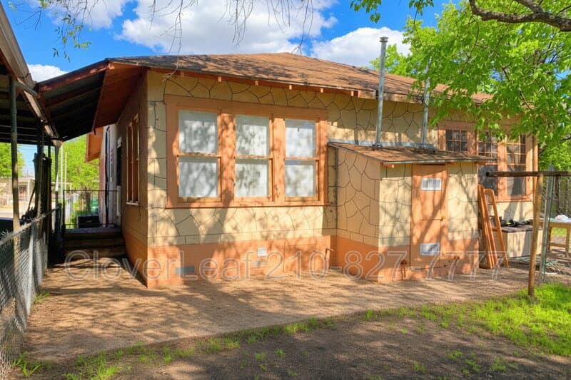San Antonio Condo: 226 McLaughlin Ave