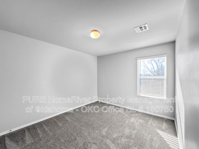 Noble House: 1504 Sandstone