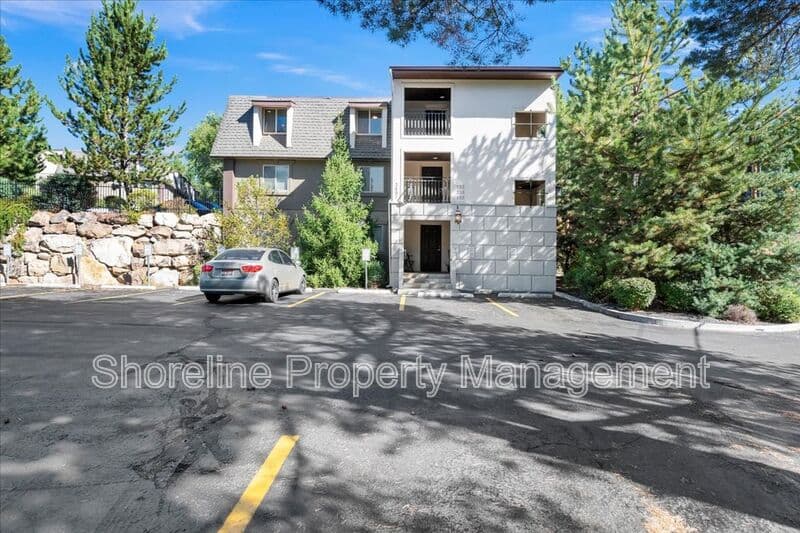 Boise House: 2607 W Lancaster Drive