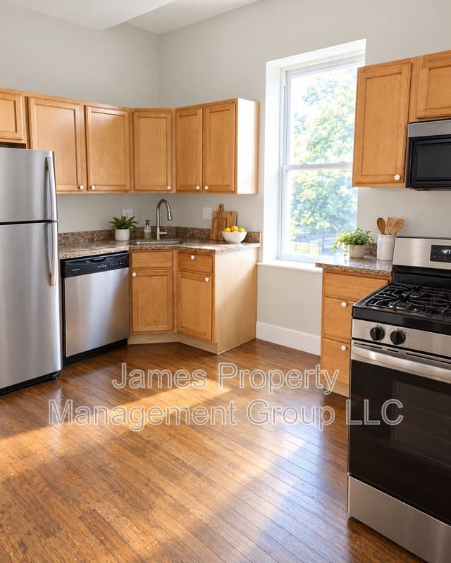 Chicago Condo: 3900 Christiana Ave Unit 2