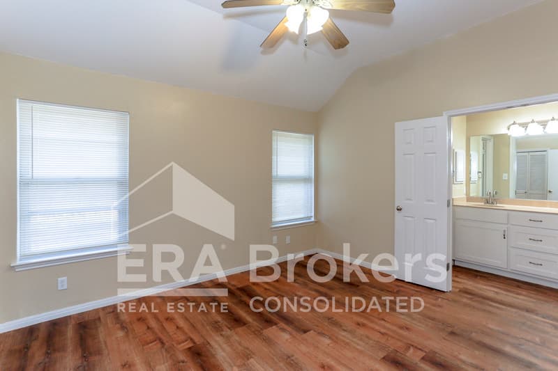 Killeen House: 2407 Armadillo
