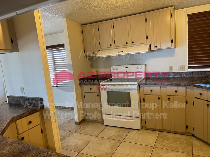 Surprise House: 28840 N 168th Ave
