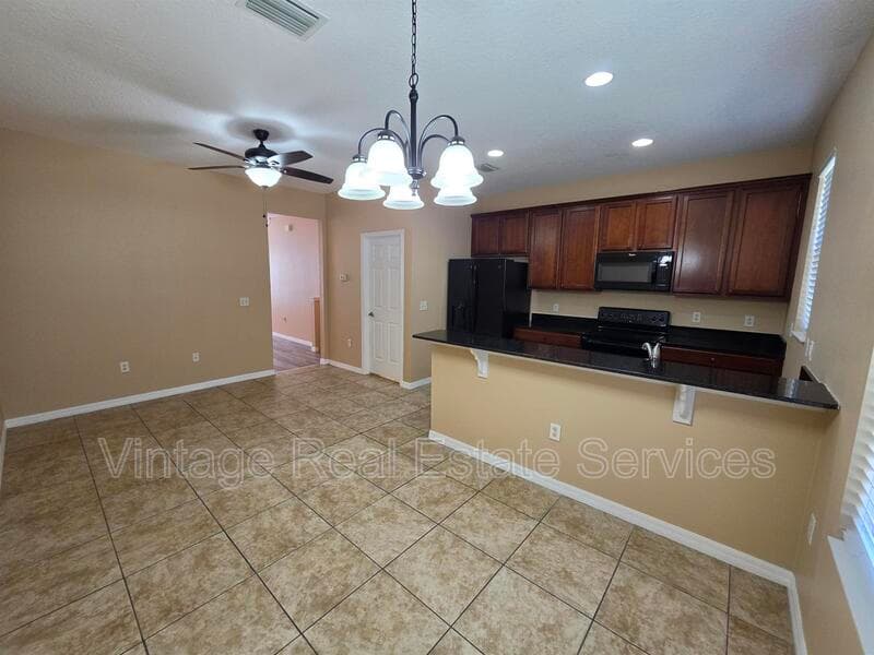 Brandon House: 2425 Middleton Grove Dr