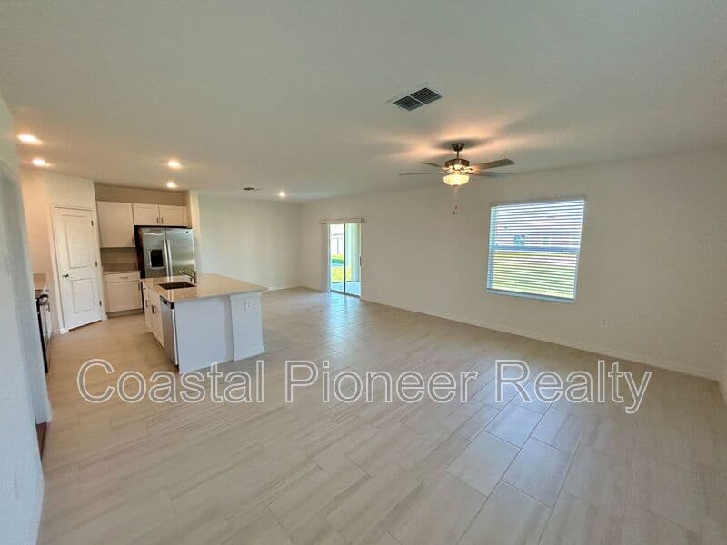 San Antonio House: 11708 Radiant Shore Loop