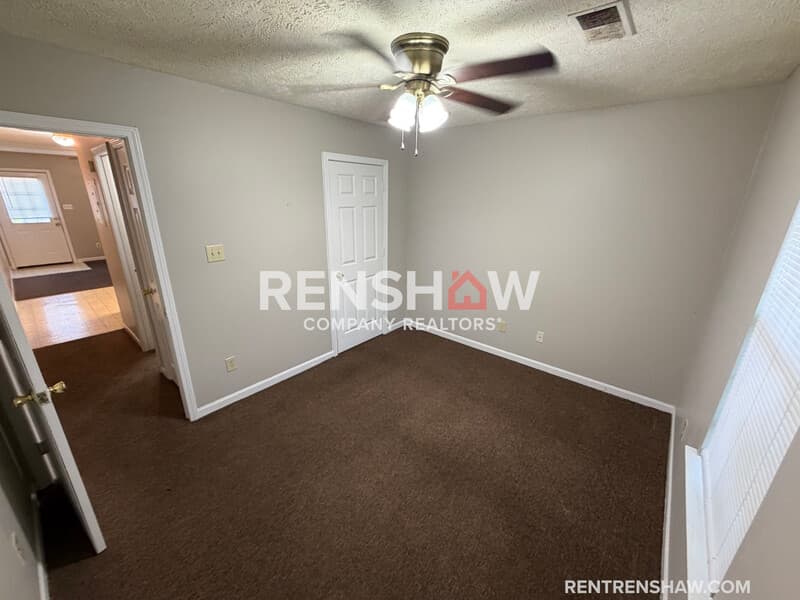 Jackson Condo: 149 W Deaderick St