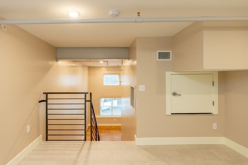 Harrisonburg Condo: 157-104 N. Main Street