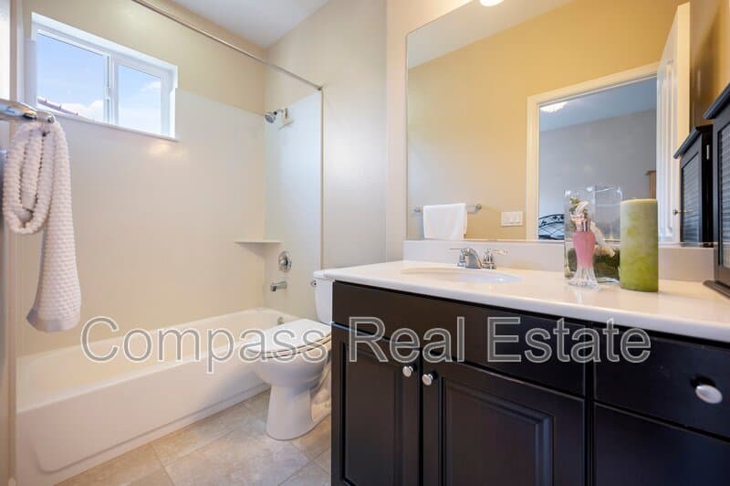 San Jose House: 265 Esfahan Ct