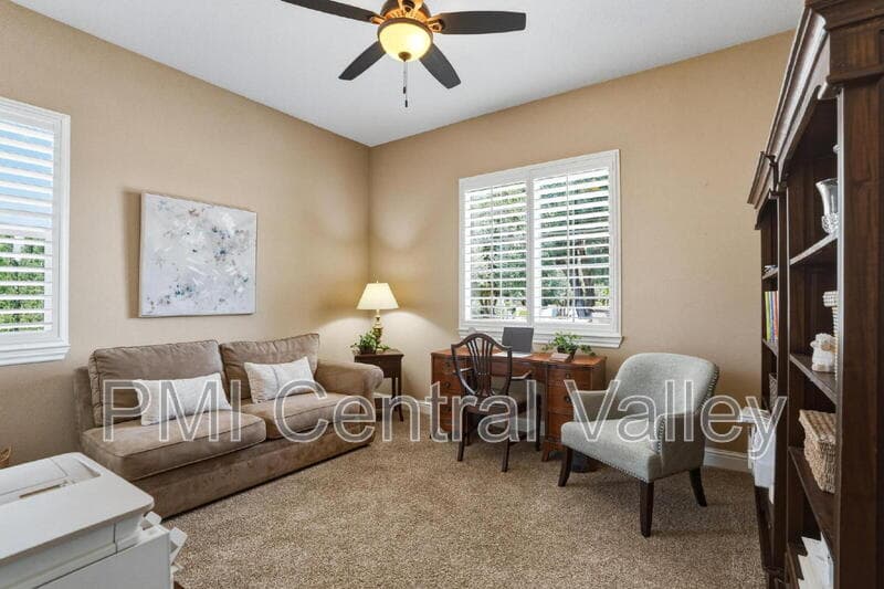 City of Atwater House: 1761 KT Avenue