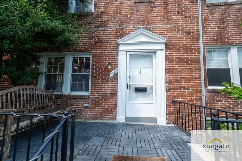 Towson Townhome: 1907 Glen Ridge Rd