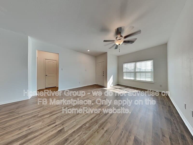 Elgin House: 14032 John Aregood Pass
