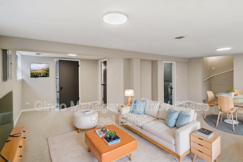 Chicago Heights House: 172 Strieff Avenue