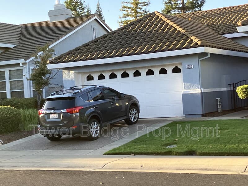 Roseville House: 6080 Plum Canyon Lane
