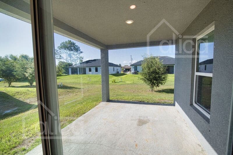 Lehigh Acres House: 2510 14th St Sw