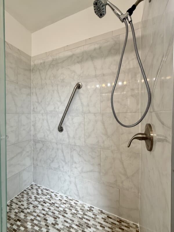 Tampa House: 1502 West Country Club Drive