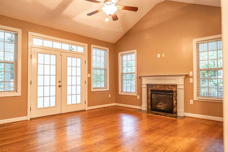 Carthage House: 145 Redgrass Lane