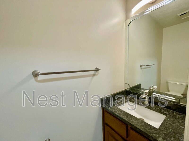 Fayetteville House: 5704 Kindley Dr