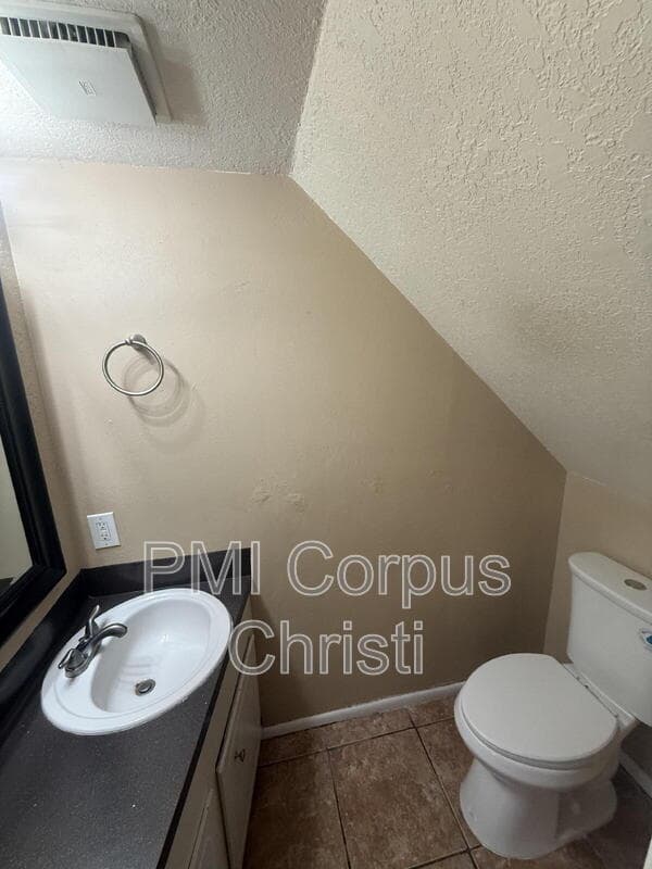 Corpus Christi Condo: 5001 Meandering Lane