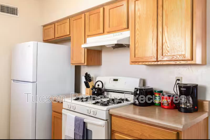Tucson Condo: 1223 North Belvedere Avenue