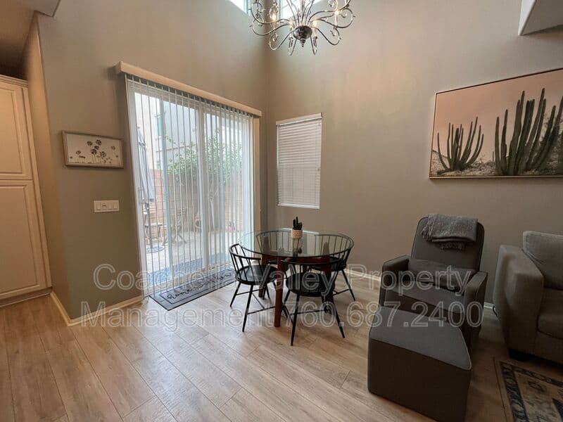 Palm Desert Condo: 321 Paseo Gusto
