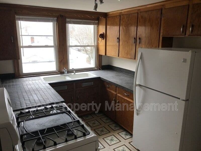 Cumberland Condo: 3880 Mendon Rd